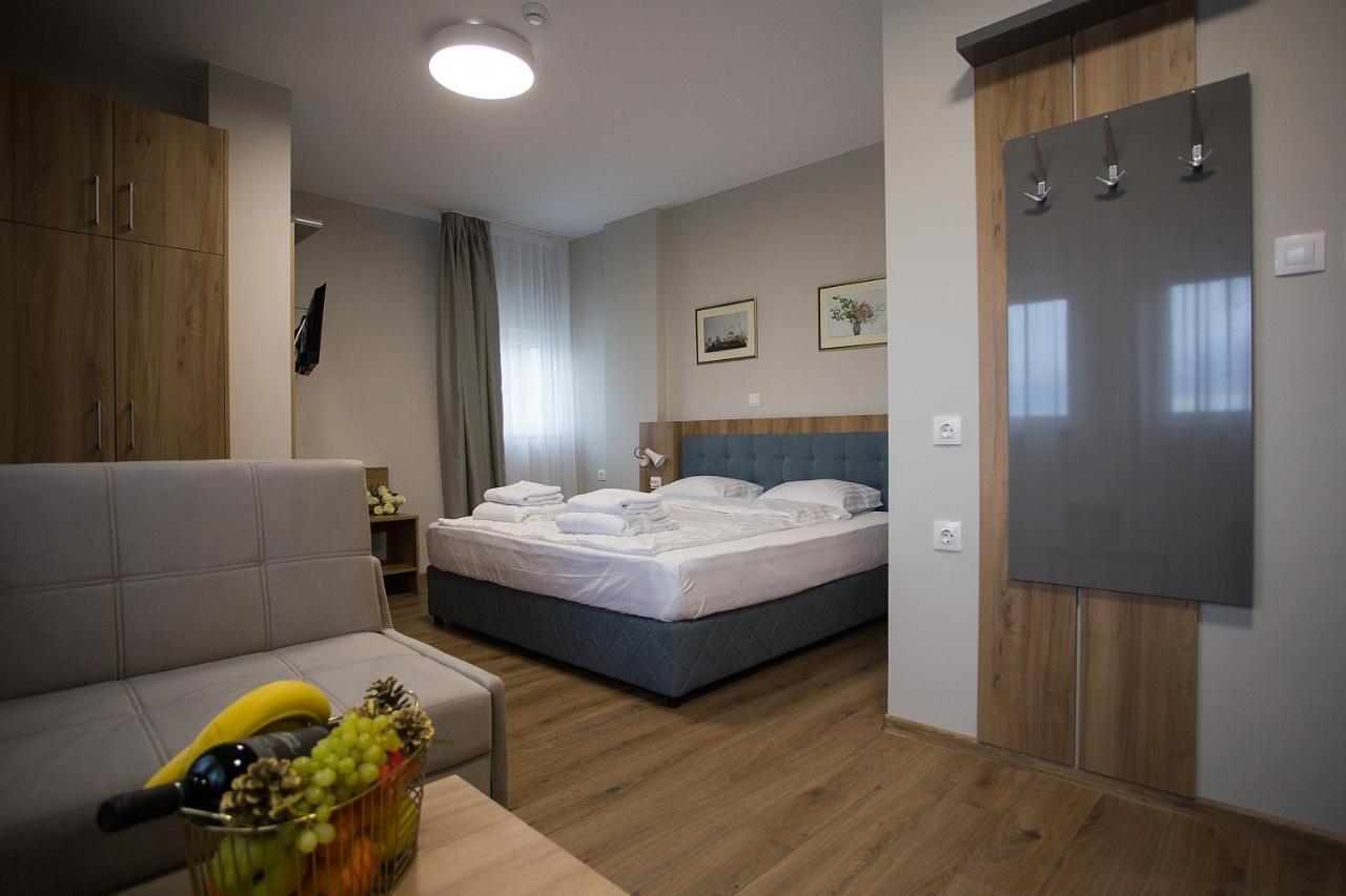 Aquasun Family Hotel 산단스키 외부 사진