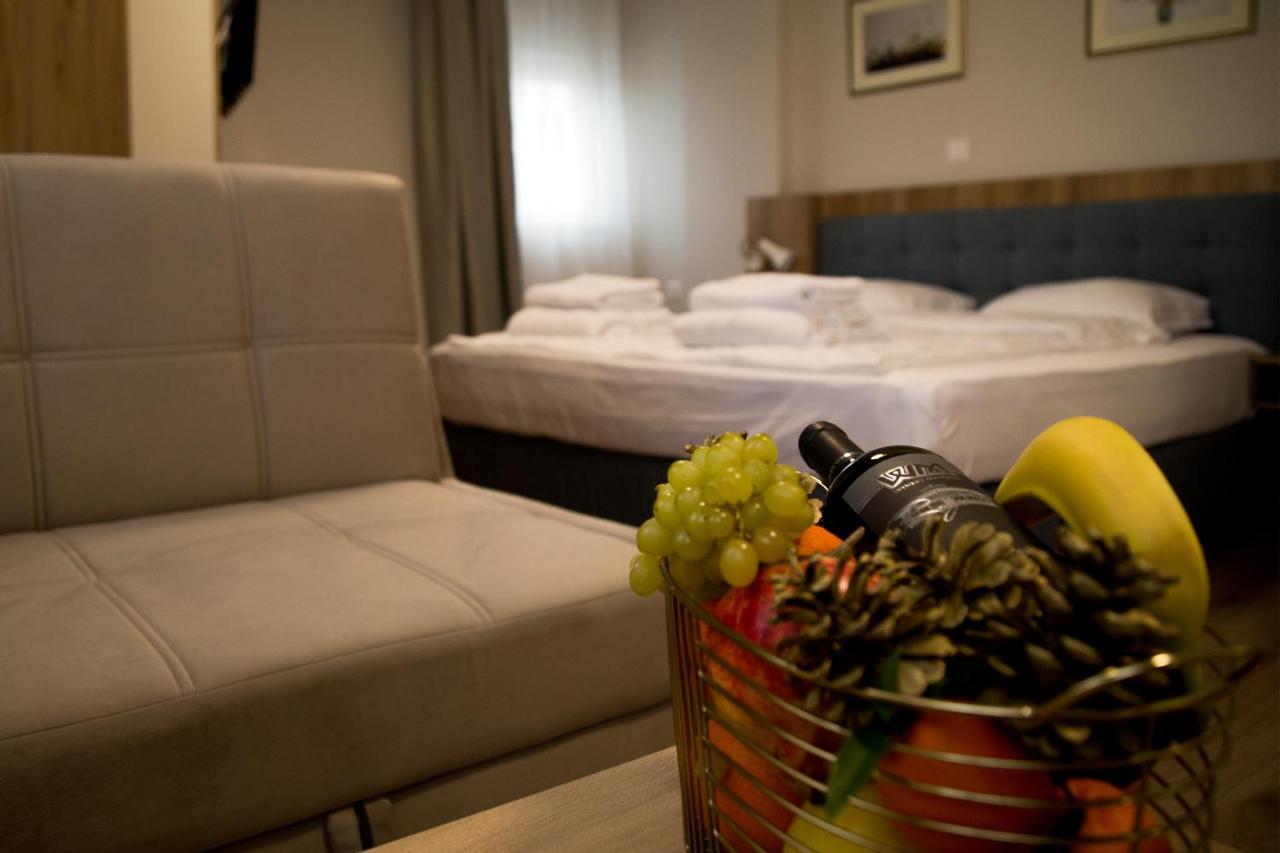 Aquasun Family Hotel 산단스키 외부 사진
