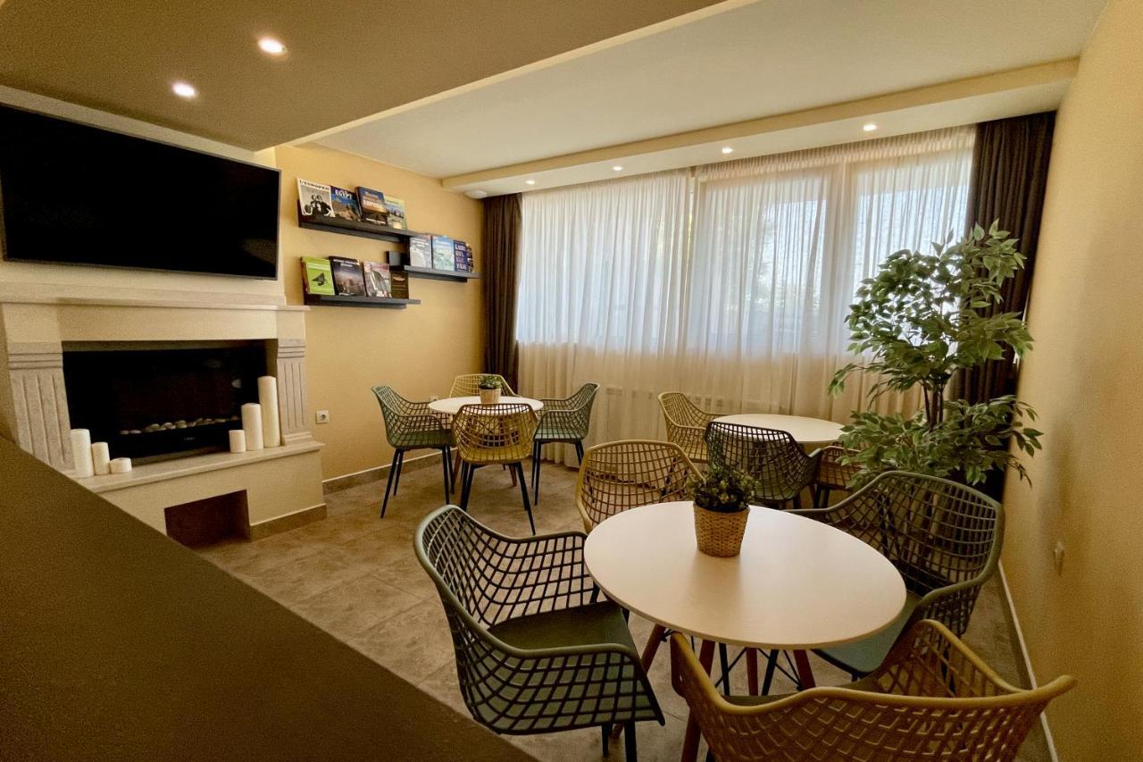 Aquasun Family Hotel 산단스키 외부 사진